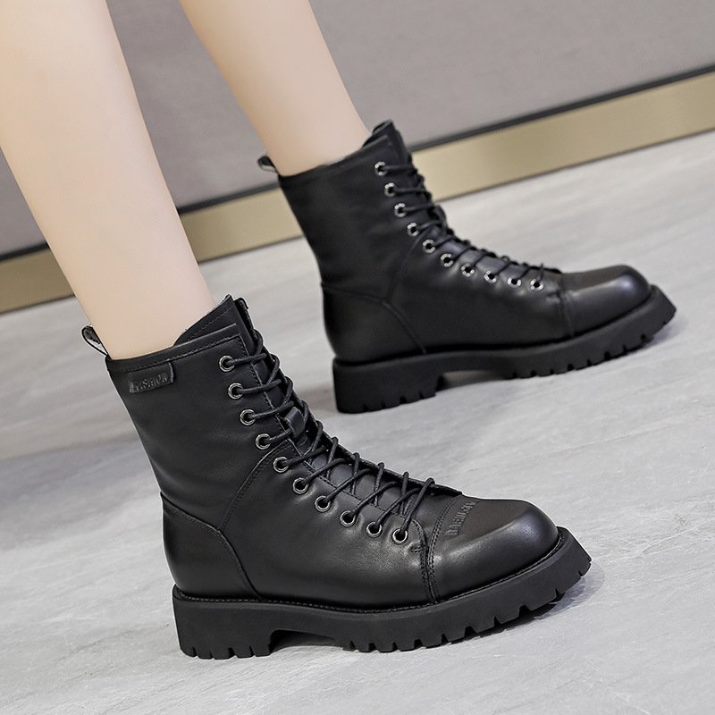 Autumn 2021 new Martin boots female British style round toe thick bottom tube black short boots trend