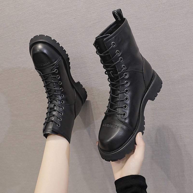 Autumn 2021 new Martin boots female British style round toe thick bottom tube black short boots trend